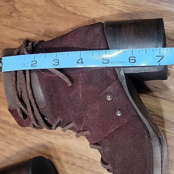 Freebird By Steven Cage in Burgundy 6 - Picture 10 of 14